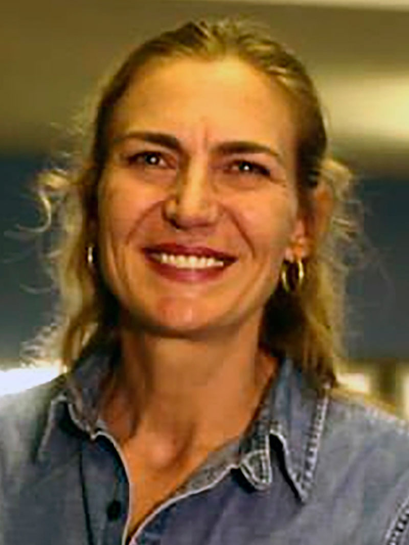 lucinda-backwell